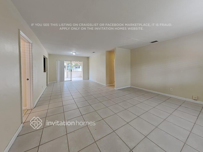 6601 SW 7th St in Pembroke Pines, FL - Building Photo - Building Photo