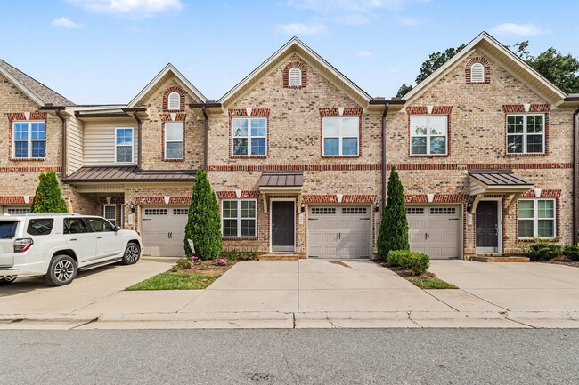846 Silver Leaf Dr