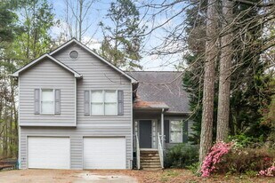 24 Garner Farm Dr in Dallas, GA - Building Photo