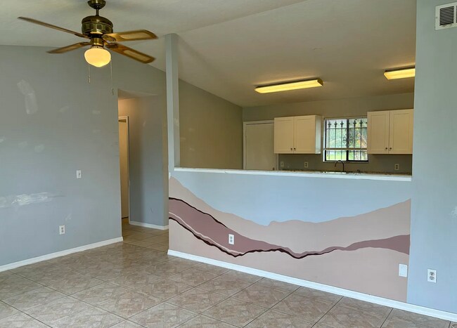 322 Ixora Ave NW in Palm Bay, FL - Building Photo - Building Photo