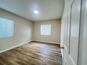3934 2nd Ave, Unit 3934 12 in Los Angeles, CA - Building Photo - Building Photo