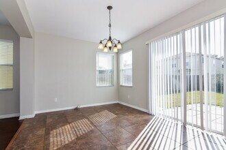 18832 Sunterra Dr in Land O Lakes, FL - Building Photo - Building Photo