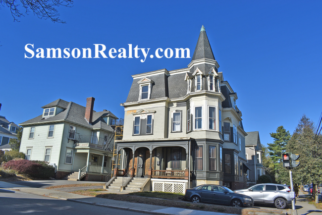 412 Angell St in Providence, RI - Building Photo - Building Photo