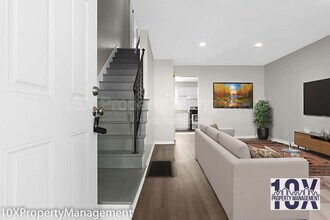 3257 Cleveland Ave in Columbus, OH - Building Photo - Building Photo