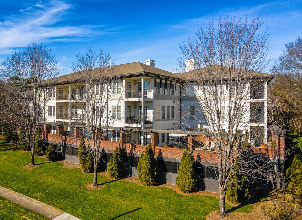 The West Paces Condominiums in Atlanta, GA - Building Photo