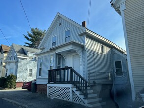 22 Pentucket St in Haverhill, MA - Building Photo - Building Photo