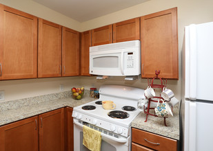 Victory Court Senior Apartments in Rockville, MD - Building Photo - Interior Photo