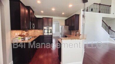3025 Bridgehaven Ct in Snellville, GA - Building Photo - Building Photo