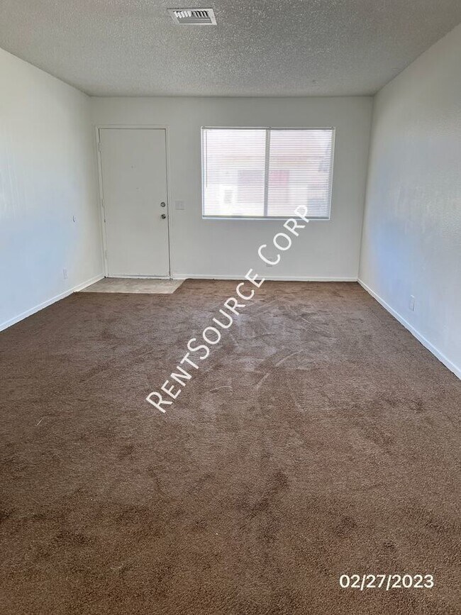 45021 Spearman Ave photo'