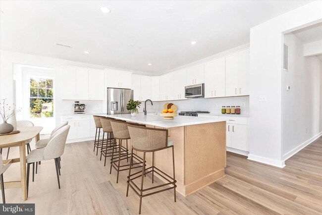 1261 Mayo Ridge Rd in Edgewater, MD - Building Photo - Building Photo