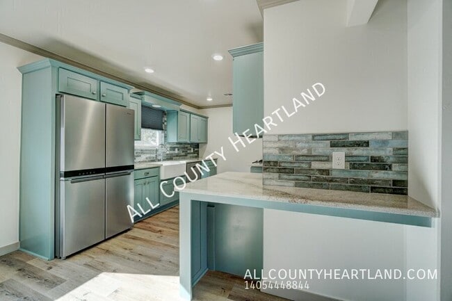 property at 330 E 6th St