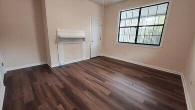 2128 Early St in Montgomery, AL - Foto de edificio - Building Photo