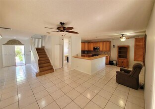 723 Juniper Ln in Weston, FL - Building Photo - Building Photo