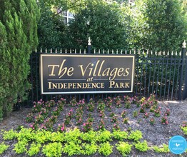 882 Saratoga Dr in Durham, NC - Building Photo - Building Photo