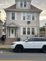 130 E 33rd St, Unit #3