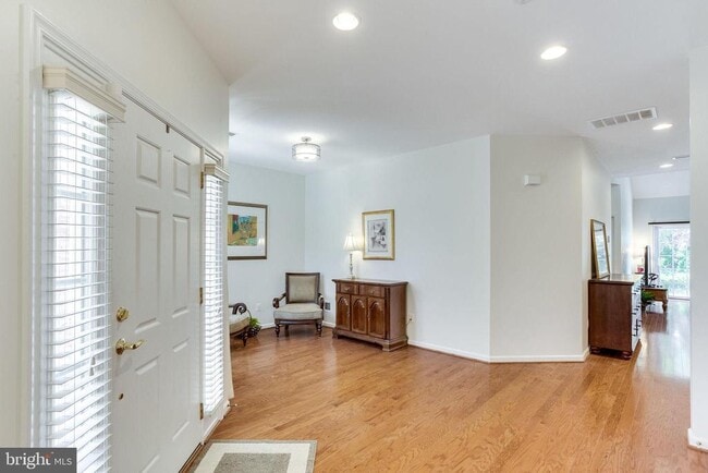 44386 Adare Manor Square in Ashburn, VA - Building Photo - Building Photo