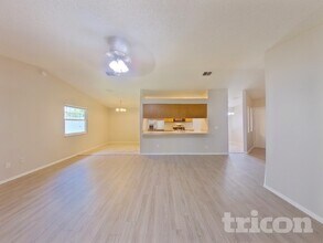 1288 Bear Run Blvd in Orange Park, FL - Foto de edificio - Building Photo