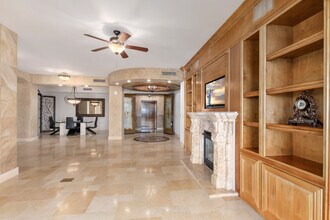 9103 Alta Dr in Las Vegas, NV - Building Photo - Building Photo