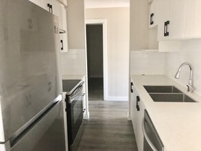 11511-11527 27 Ave NW in Edmonton, AB - Building Photo - Building Photo