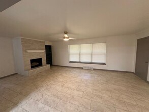 340 E 14th St in Edmond, OK - Building Photo - Building Photo