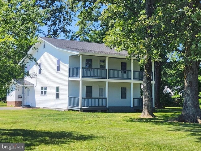 38525 Chaptico Rd in Mechanicsville, MD - Building Photo - Building Photo