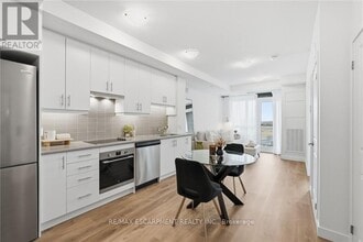 461 Green Rd in Hamilton, ON - Building Photo - Building Photo