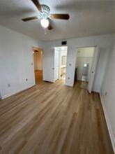 2820 N Oakland Forest Dr, Unit 207 in Oakland Park, FL - Building Photo - Building Photo