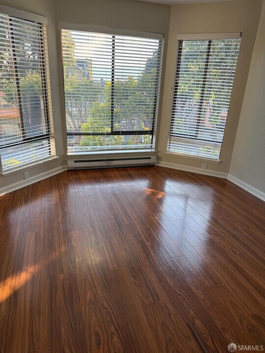 370 Monterey Blvd in San Francisco, CA - Building Photo