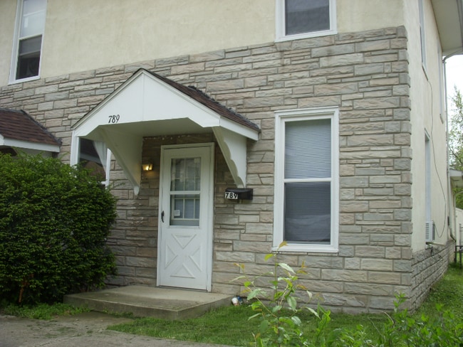 property at 789 Walnut St