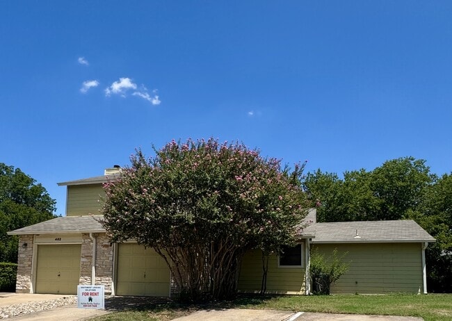 property at 512 Eberhart Ln