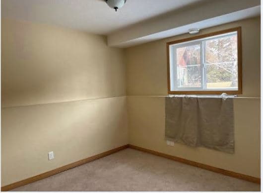 4922 Shannon Dr in Olds, AB - Building Photo - Building Photo