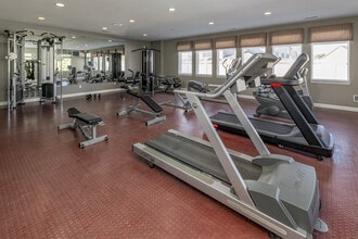 Mallard Pond Apartments & Condos in Howell, MI - Building Photo - Interior Photo