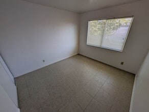 1109 W Airport Ave in Lompoc, CA - Building Photo - Building Photo