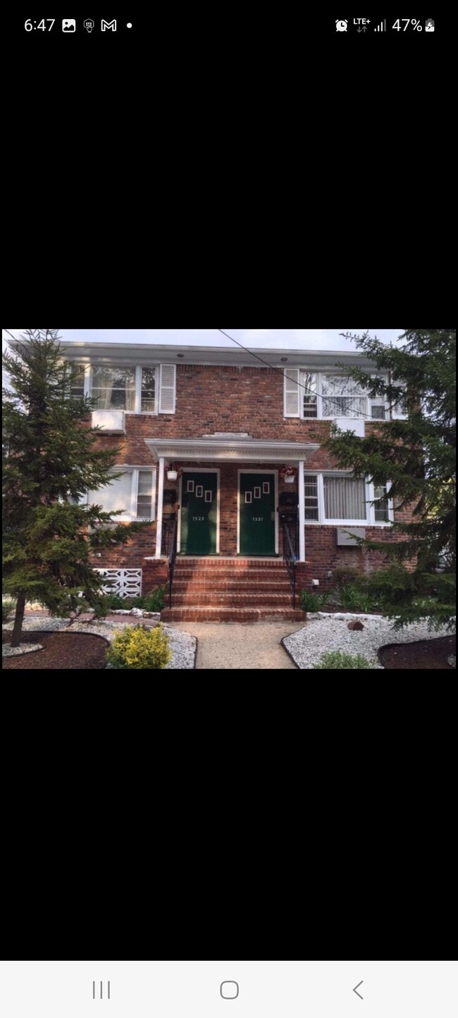 1521 Jefferson Ave, Unit 1stFloor