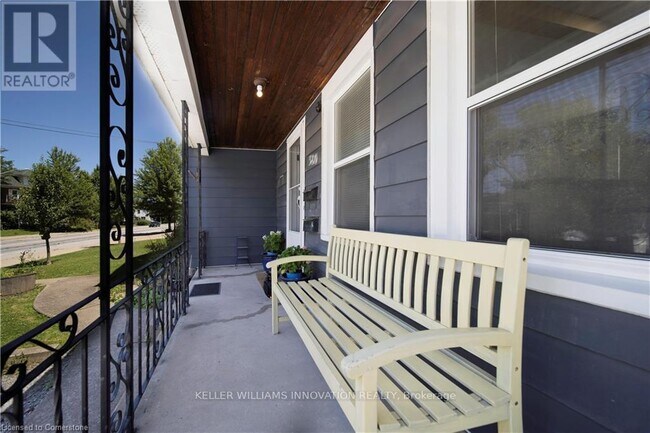 380 Glendale Ave in St Catharines, ON - Building Photo - Building Photo