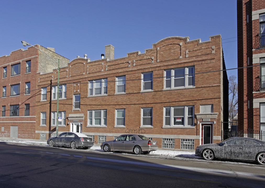 3063-3067 N Clybourn Ave in Chicago, IL - Building Photo