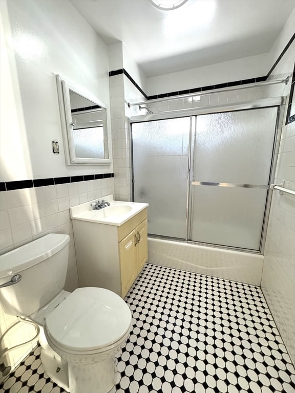 18 Hunnewell Ave, Unit #1 in Boston, MA - Building Photo - Building Photo