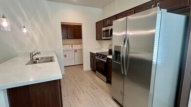 1528 E Grovers Ave in Phoenix, AZ - Building Photo - Building Photo