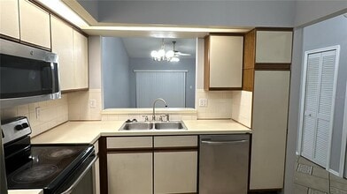 1108 Lucaya Cir in Orlando, FL - Building Photo - Building Photo