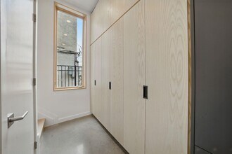 11 Beacon Ave in Jersey City, NJ - Building Photo - Building Photo