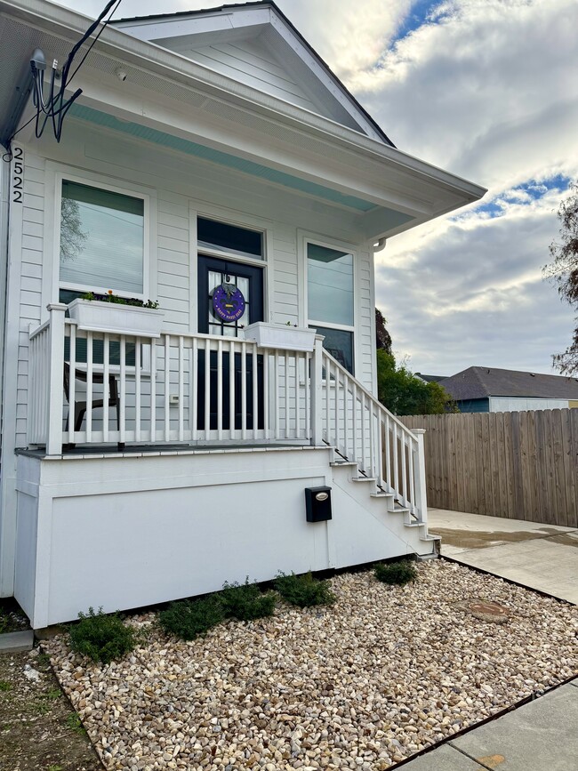 property at 2522 N Galvez St