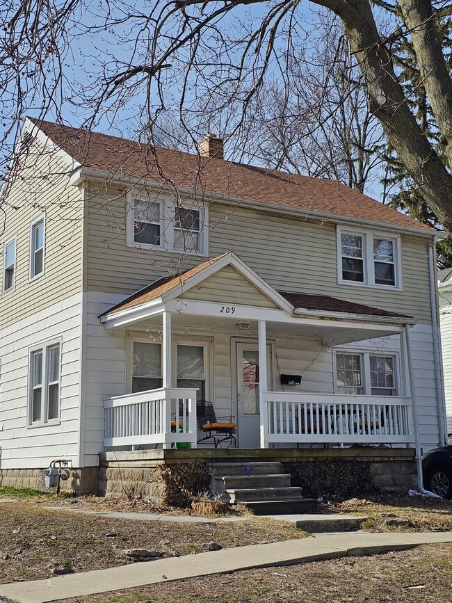 property at 209 N Enterprise St