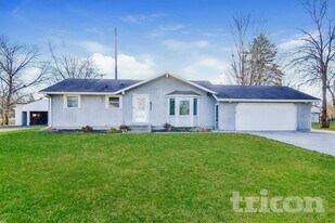 6680 168th St W in Rosemount, MN - Building Photo