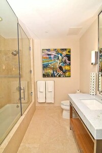 9703 Collins Ave, Unit PH 2700 in Bal Harbour, FL - Building Photo - Building Photo