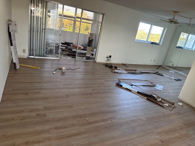 property at 725 Lori Dr