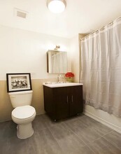 260 W 26th St in New York, NY - Building Photo - Building Photo