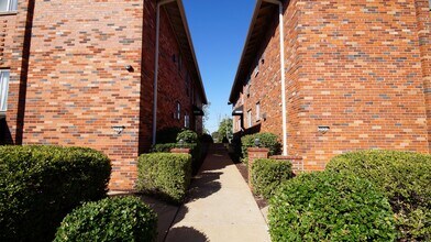 3537-3541 Morganford Rd in St. Louis, MO - Foto de edificio - Building Photo