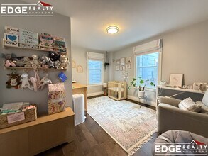 115 Summer St, Unit 1 in Watertown, MA - Foto de edificio - Building Photo