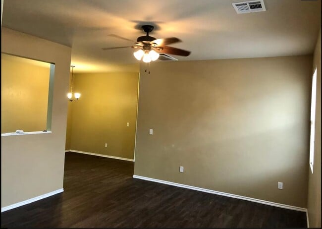 100 Barrett Pl in Edmond, OK - Building Photo - Building Photo