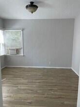 5169 Pickford St, Unit 5169 in Los Angeles, CA - Foto de edificio - Building Photo